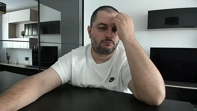 DravenPeak Live XXX-Chat