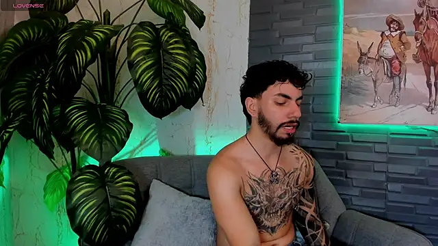 Chat XXX en directo de levi_wolf