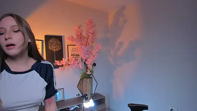 Chatroom XXX en direct de Siouxsie_cenobite