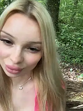 Chat XXX en directo de HannaXLove