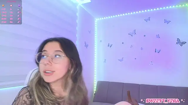 sweettvera XXX чат на живо