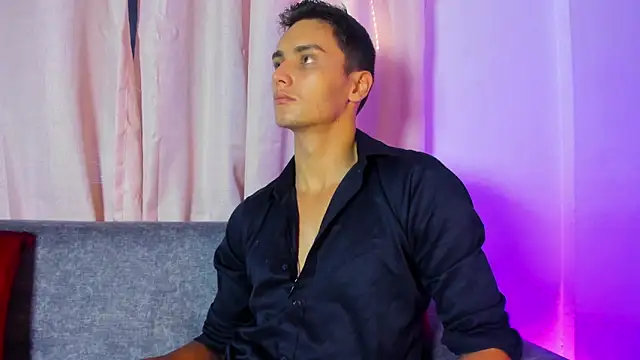 andrewevans46 Live XXX Chat