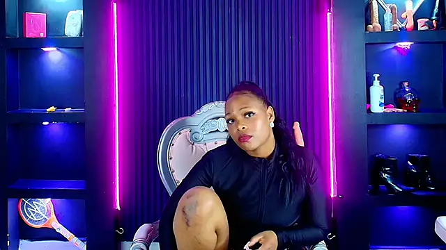 Veronica_bdsm Chat XXX live