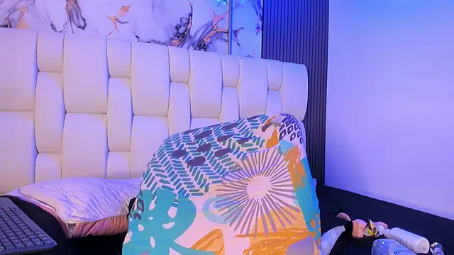 alisstarr Adlı Modelin Canlı XXX Sohbeti