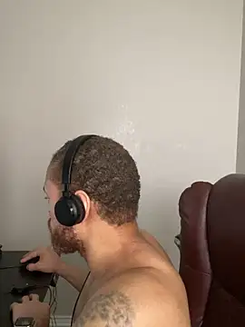 Fathero1time XXX чат на живо