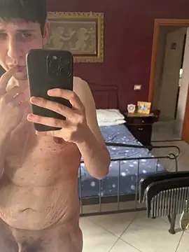 Alessandro_478 Chat XXX in diretta