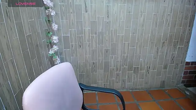 solyerian Live XXX chat
