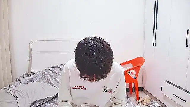 KK-cuteboy's Live XXX Chat