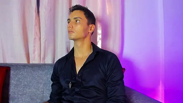 Chat XXX ao vivo de andrewevans46