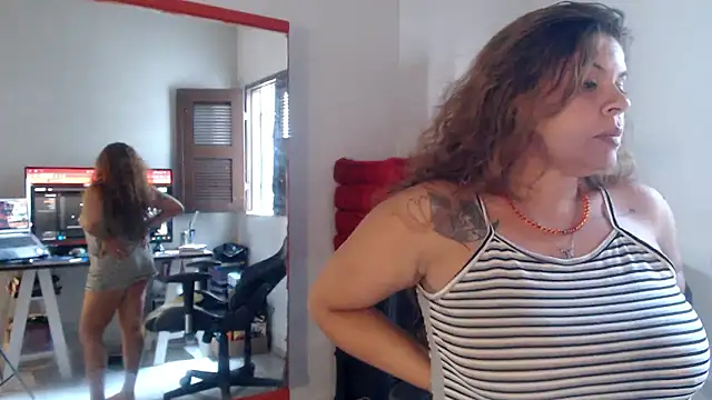 OliviaRojas' Live XXX Chat