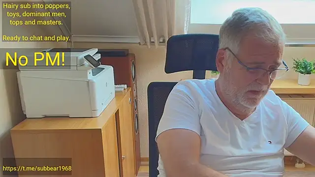 subbear1968's Live XXX Chat