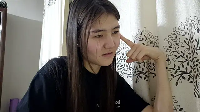LimpedFlyby Adlı Modelin Canlı XXX Sohbeti