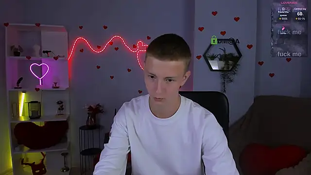 noah_nero: вебкам-шоу