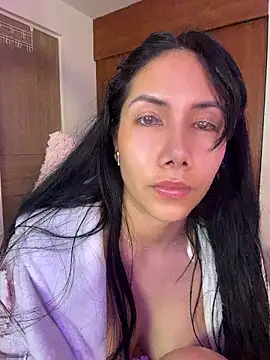 ArianaReynoldss' Live XXX Chat