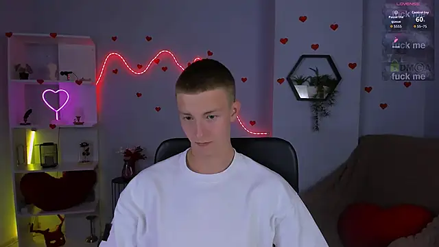 noah_nero: вебкам-шоу