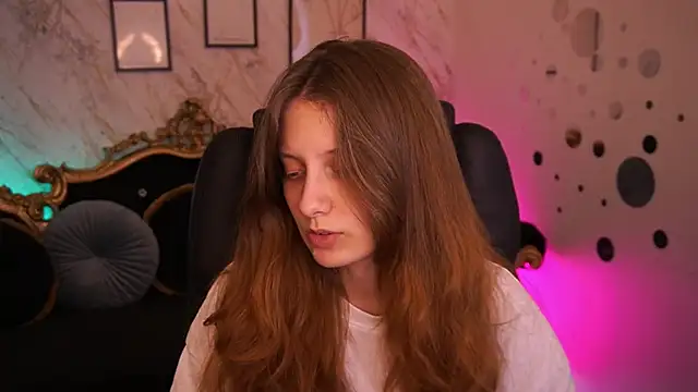 CuteeFoxy Live XXX Chat