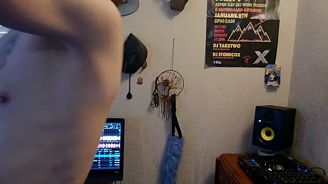pyrowuff – Naživo XXX chat