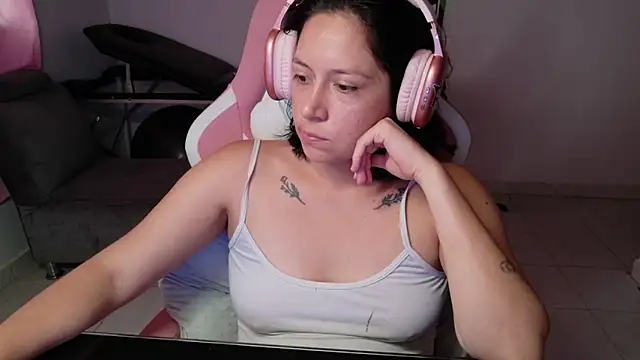 Chat XXX en directo de MommyMiaWs