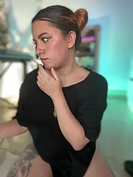 NikkiNix's Live XXX Chat