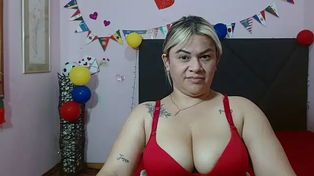 Sembang XXX Secara Langsung pamela_echeverria