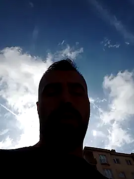 kevgir08 Adlı Modelin Canlı XXX Sohbeti