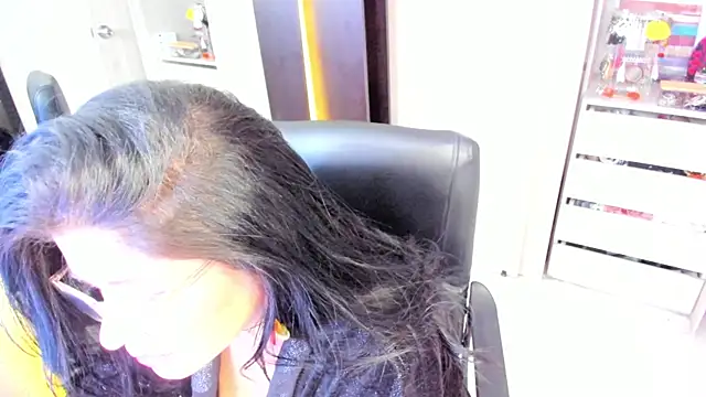 Chat +18 de BellaFlaming ao vivo
