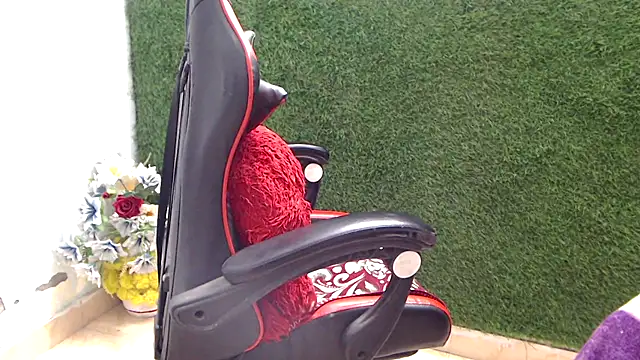 Sharon_cutiepie Chat XXX in diretta