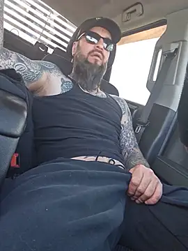 Chat XXX en directo de Beardedtattood