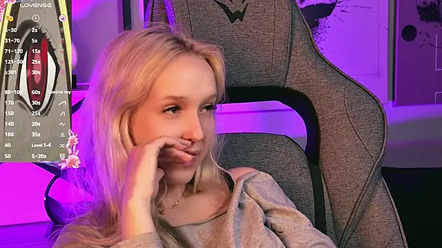 Chat XXX en directo de MaoqiBeverly