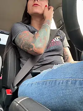 PamelaFtMia Obrolan Langsung XXX