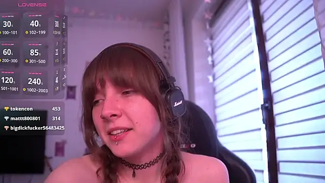 XXX chat uživo modela juliapie