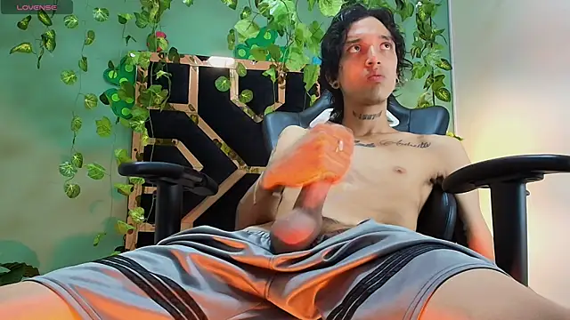 langelo_elのライブXXXチャット