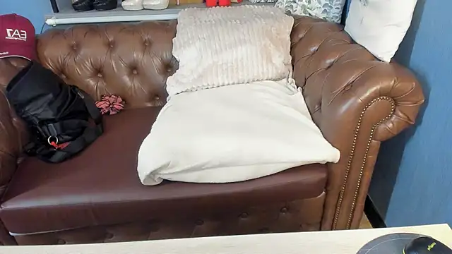 دردشة JessicaFoxie الجنسية المباشرة