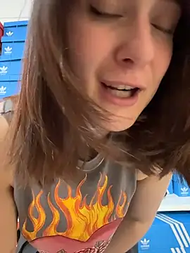 Dina_Tease Chat XXX in diretta