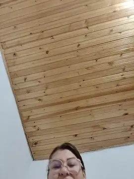 XXX chat uživo modela AlexxiaaMat