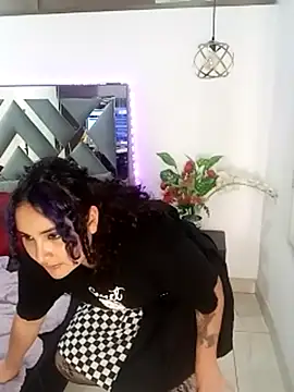 Liily_Foxxy Adlı Modelin Canlı XXX Sohbeti
