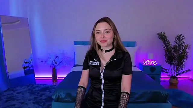 Ava_Loone: онлайн-секс-чат
