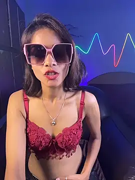 Ivy_the_goddess Adlı Modelin Canlı XXX Sohbeti