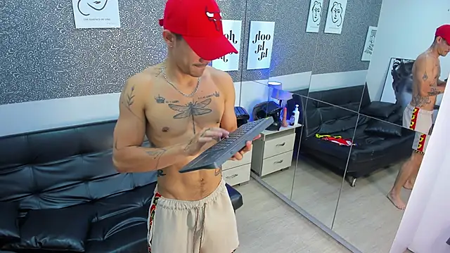 Chat +18 de Jared_Cole ao vivo