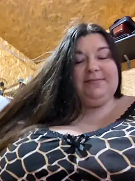Chatroom XXX en direct de BrookeStreams