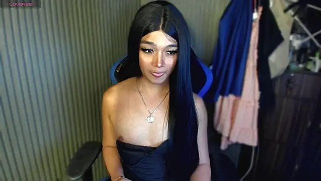 TrinityFucksYou Live XXX-chat