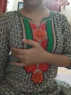 Tanha18 Chat XXX live
