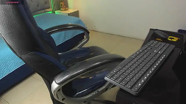 دردشة SamBlack_ الجنسية المباشرة