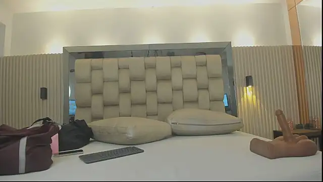 Chat XXX ao vivo de noah_pariss