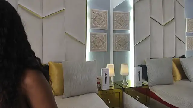 Živý XXX chat KarinaaCoxx