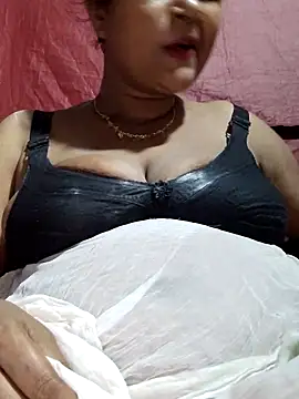 Gulapi_N – Live XXX-chat