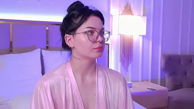 CindyMil 现场XXX聊天