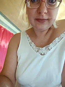 VikaKing – Naživo XXX chat