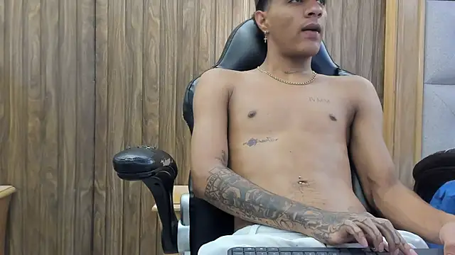 Mael_Jason Live XXX-Chat