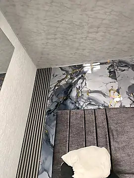 XXX chat uživo modela DANIK_STAR